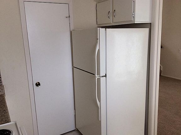 5th image of 11710 Southlake Dr Unit 33