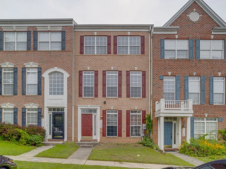 103 Buttonwood Ct — Photo 1