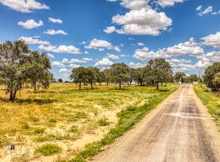 13 Sedona Creek Ct, Poolville, TX 76487