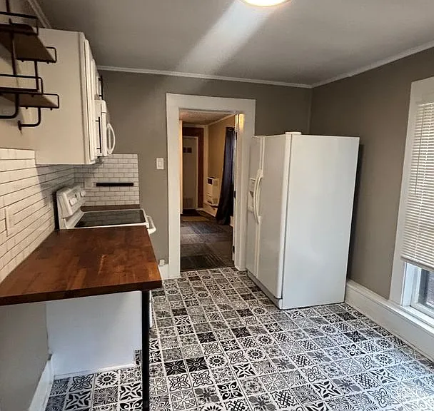955 Osage Ave — Photo 14