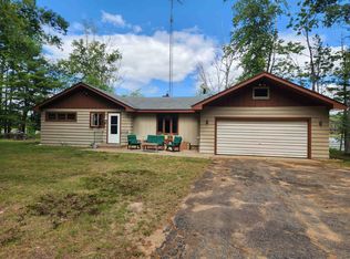 1544 Lotus Ln, Eagle River, WI 54521