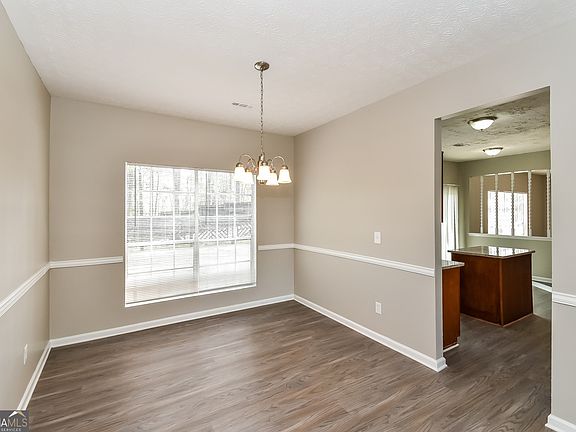 5th image of 7298 Woodland Cir