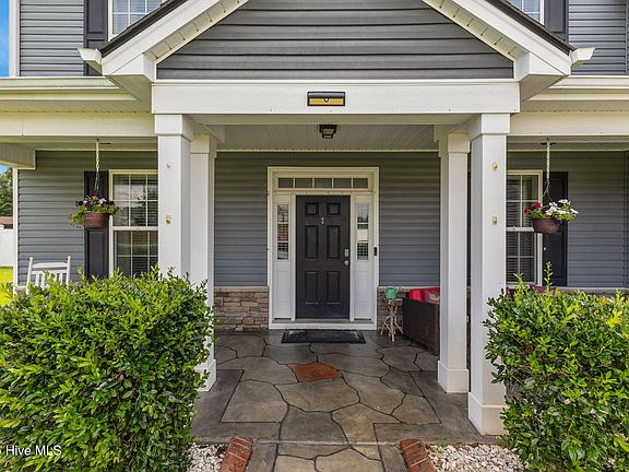 5th image of 609 Thornbrooke Drive