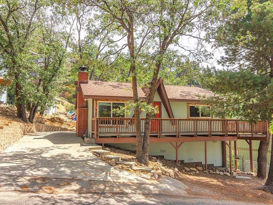 1st image of 33455 Cedar Dr