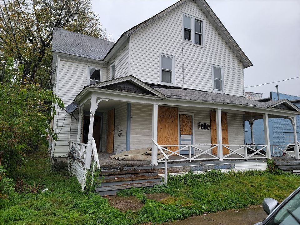 1st image of 29-31 Carhart Ave