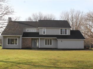 1668 S Ivy Trl, Baldwinsville, NY 13027