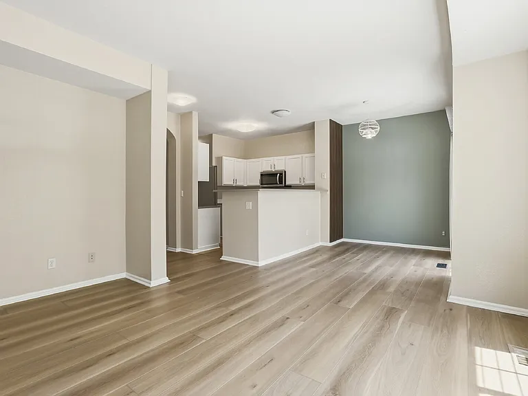 241 N Quari St — Photo 8