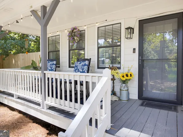 437 School Rd, Dallas, GA 30132