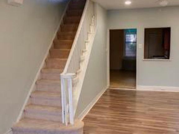 4th image of 5038 Aspen St