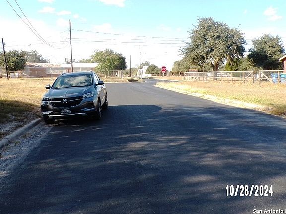 5th image of 205 N JACKSON ST