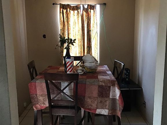 4th image of 2507 San Salvador St