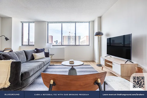 Rented by The Blueground | media 4