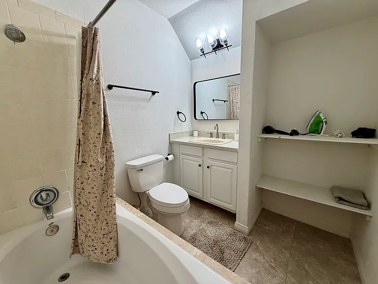 3030 Plaza St #A — Photo 22