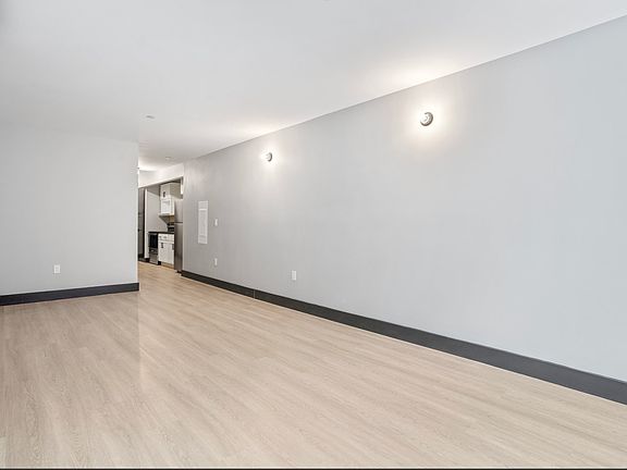 2nd image of 250 Winthrop St #2AA