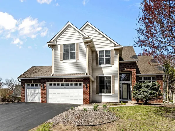 1517 Covington Ln, Eagan, MN 55122