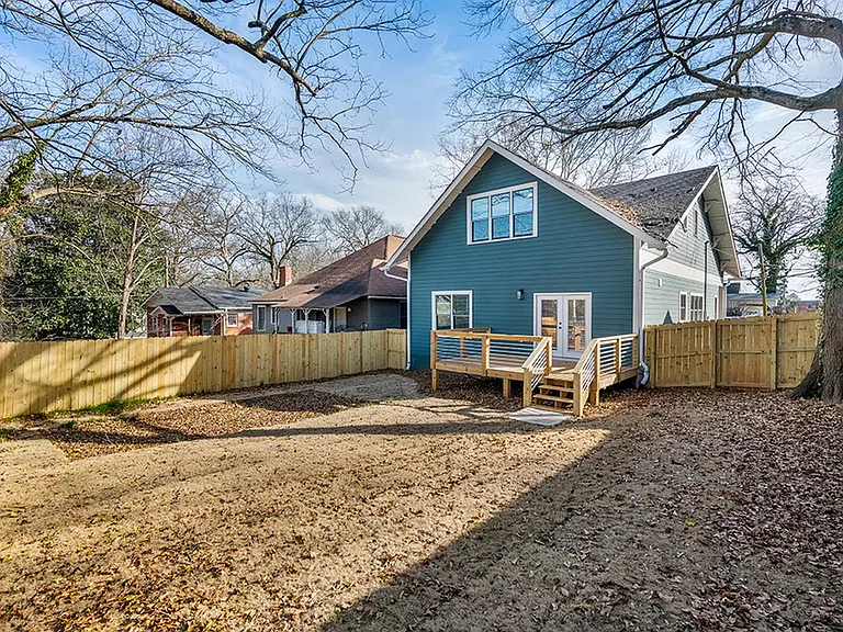 1321 Oak St SW — Photo 23