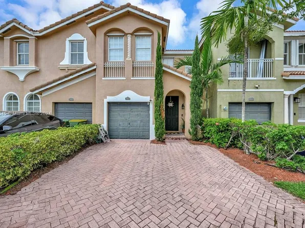 2405 SE 14th St #2405, Homestead, FL 33035
