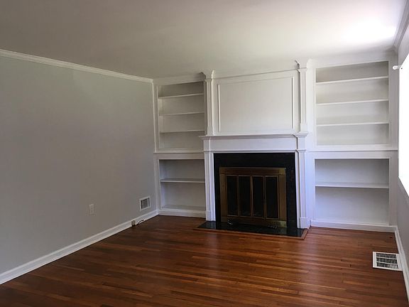 Living room, working wood fireplace