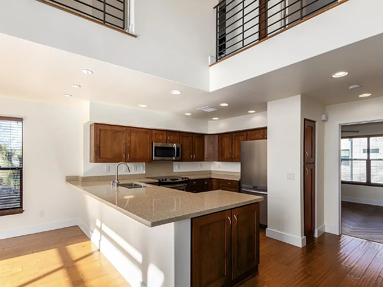 1300 W 5th St #1005 — Photo 7