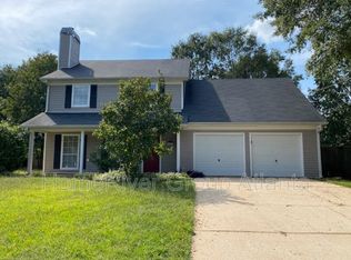 407 Chateauguay Dr, Ellenwood, GA 30294