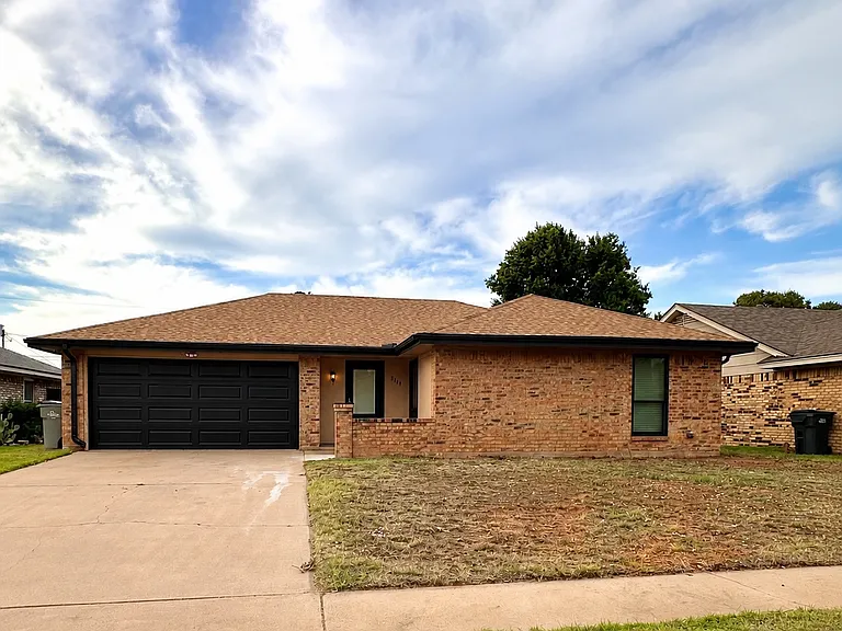 5110 Dewey St — Photo 1