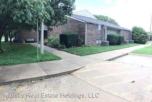 4th image of 510 Plaza Dr #2