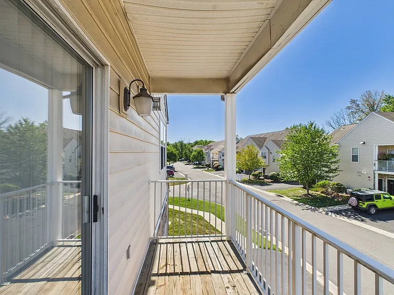 Botanica Cottages Apartment Homes — Photo 39