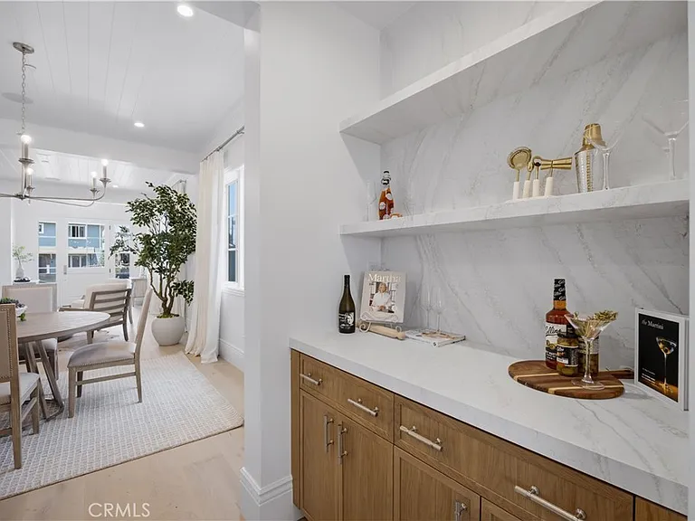 858 Fiske — Photo 4
