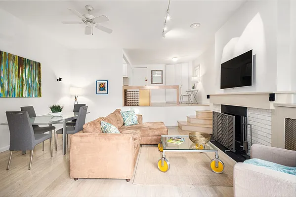 Sold by Compass | media 2