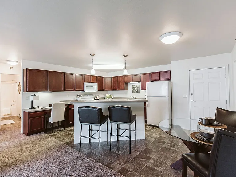 Highland at Lakewood — Photo 19