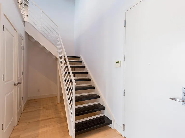 2328 Champlain St NW — Photo 25