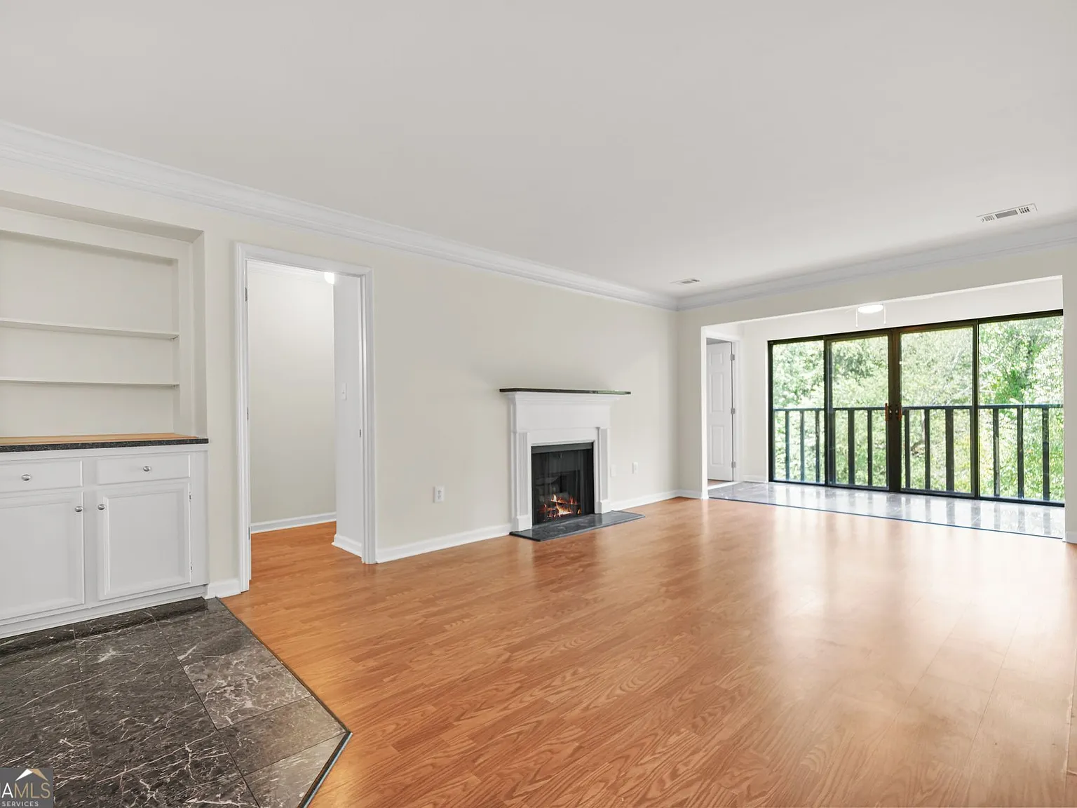 2 bed, 2.0 bath, 1224 sqft, $2,200 — Photo 3