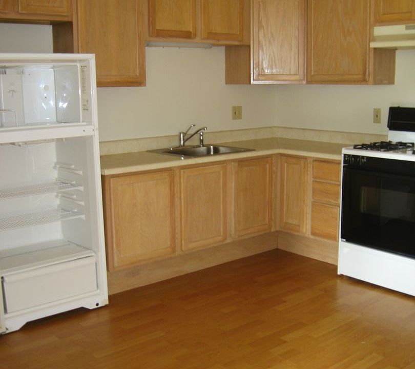 30 School Street Apartment Rentals Milton, VT Zillow