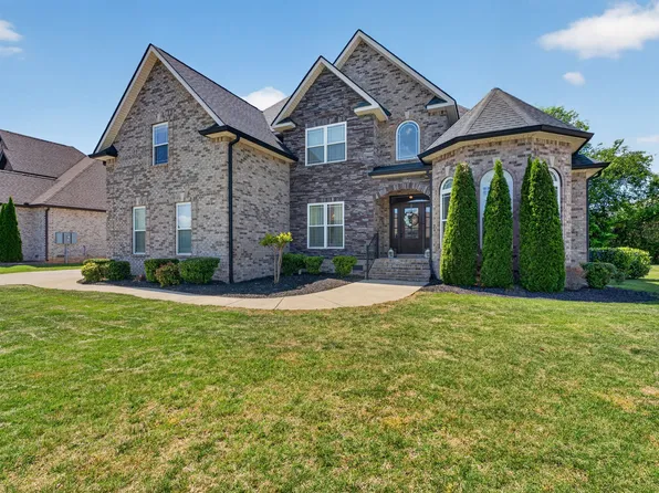 2918 Beaulah Dr, Murfreesboro, TN 37128