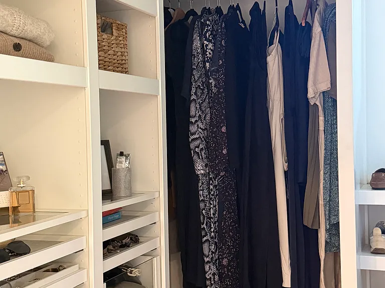 242 N Almenar Dr — Photo 18