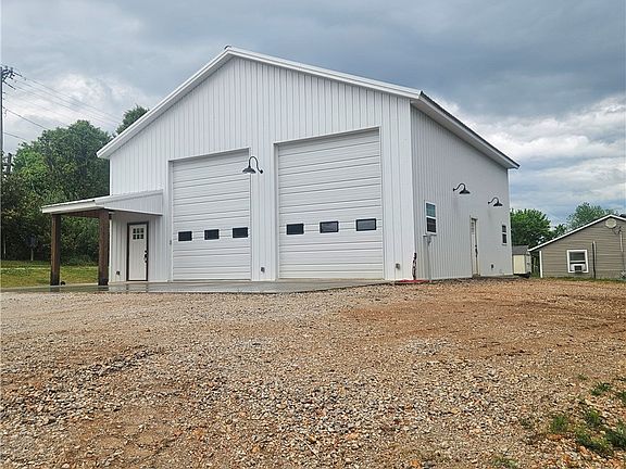 2nd image of 12705 Rhoden Ln