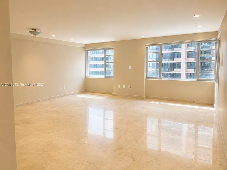 5255 Collins Ave #7B — Photo 7