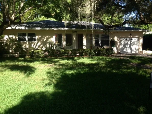 1708 Meredith Ln, Belleair, FL 33756