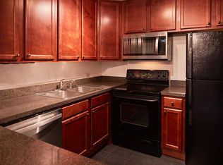 5904 Forest View Rd APT 2F, Lisle, IL 60532
