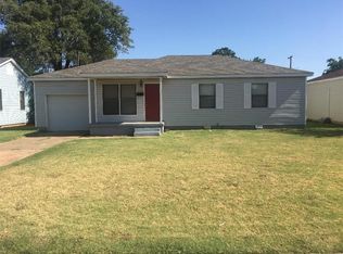 927 E Sutherland St, Altus, OK 73521