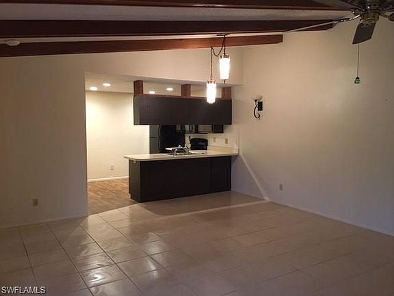 5th image of 5701 Foxlake Dr APT B