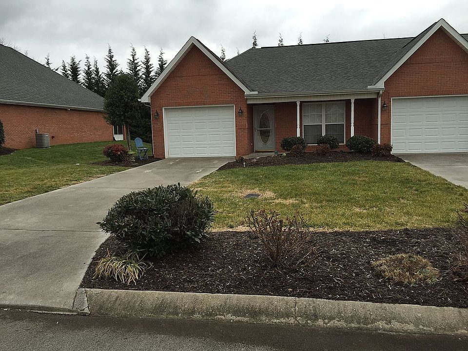 1st image of 2919 Dominion Dr