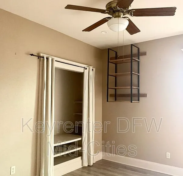 1905 S Henderson St — Photo 11