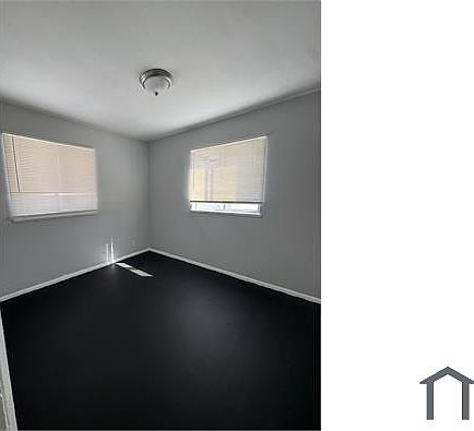 5th image of 707 Shepley Dr
