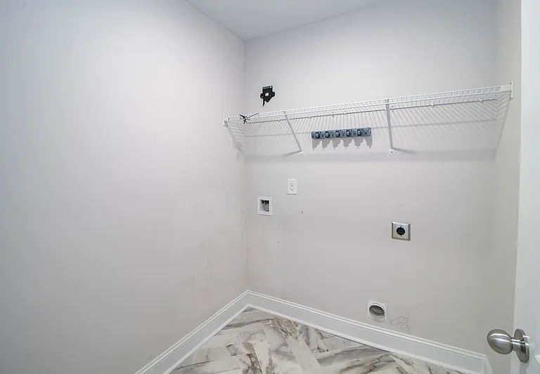 433 Pomeroy Dr — Photo 11