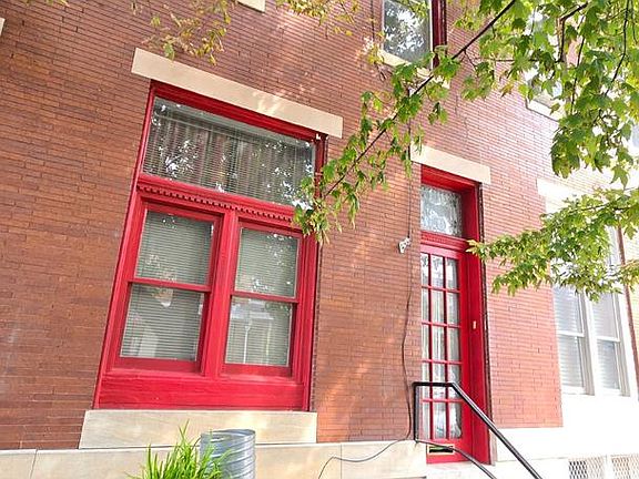 3rd image of 120 W 27th St