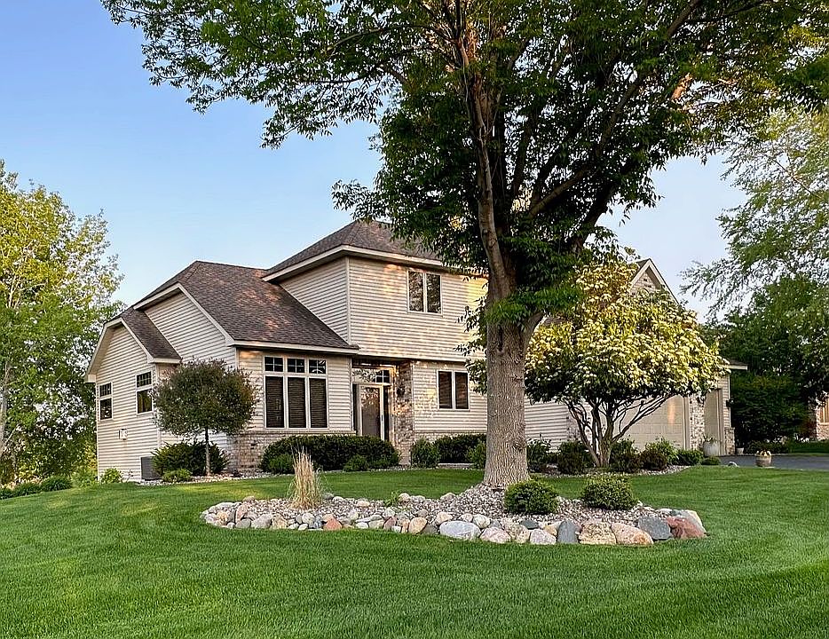 2nd image of 20442 Islandview Cir