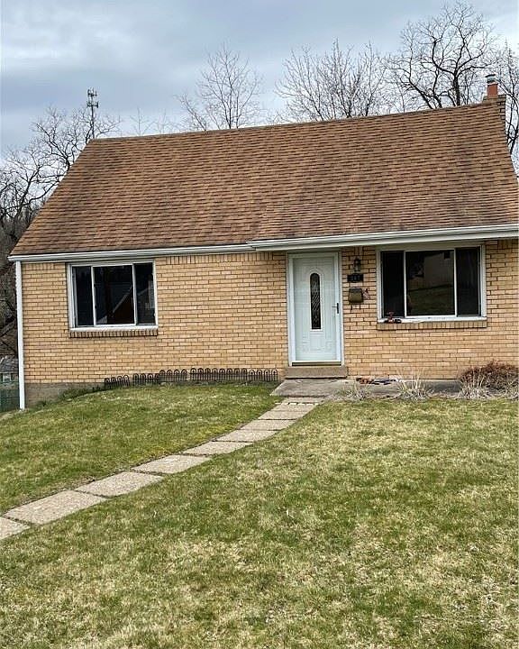 1st image of 347 Greenway Dr