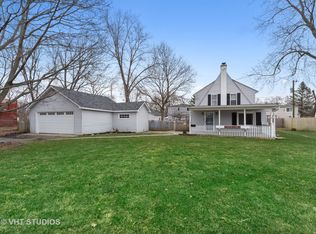 333 SE Garfield Ave, Mundelein, IL