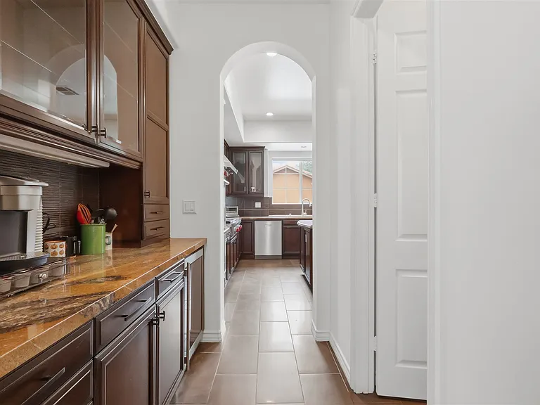 9651 Sagebrush Ave — Photo 15